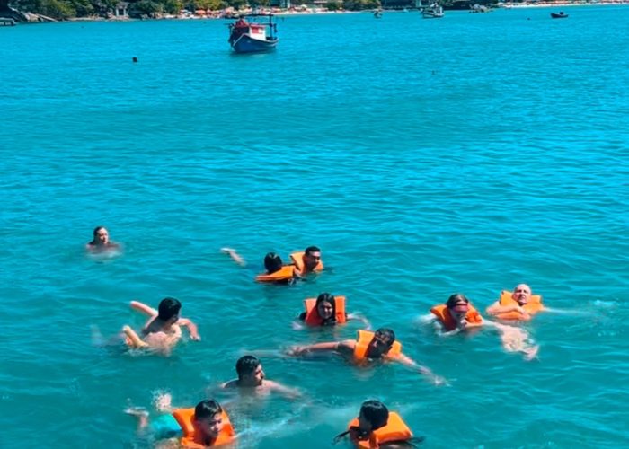 barco pirata bombinhas Barcoland Floripa ( (4)